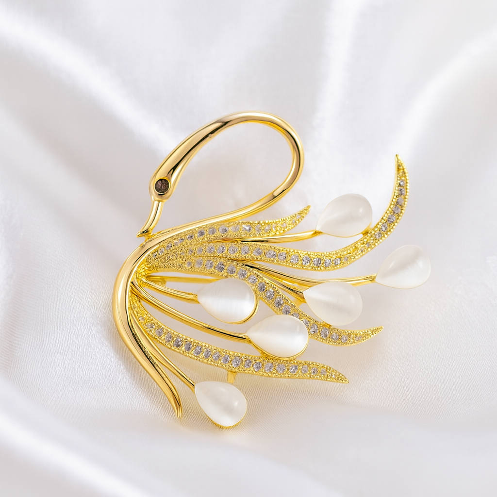 Broche Cygne Élégant sur Soie